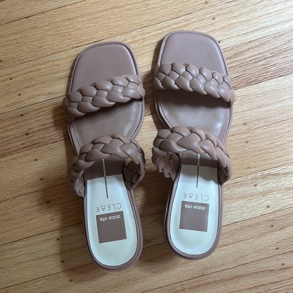 Dolce vita RONIN SANDALS IN CAFE STELLA

Size: 9 - Picture 2 of 7